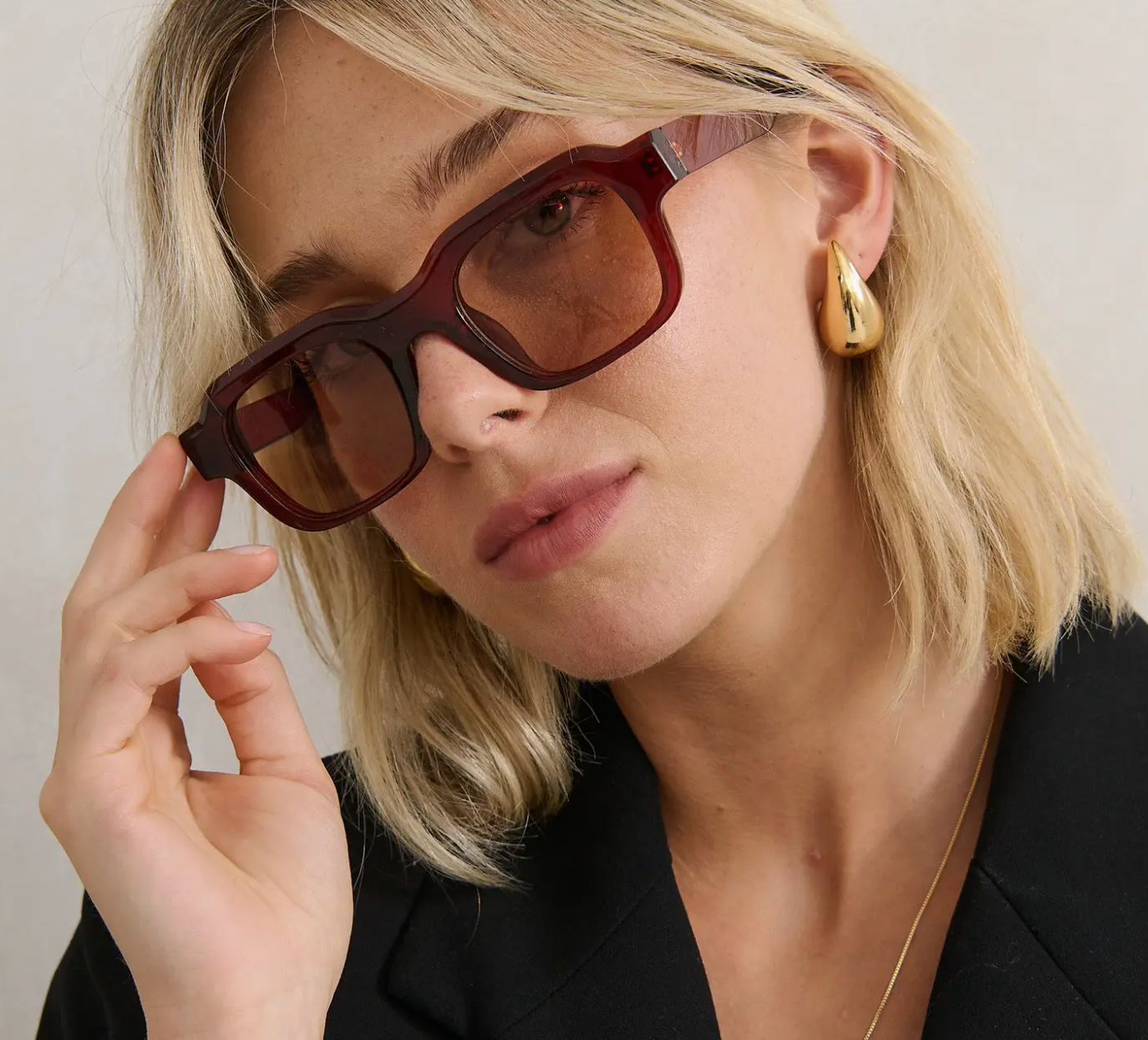 PRESLEY ANGULAR SUNGLASSES